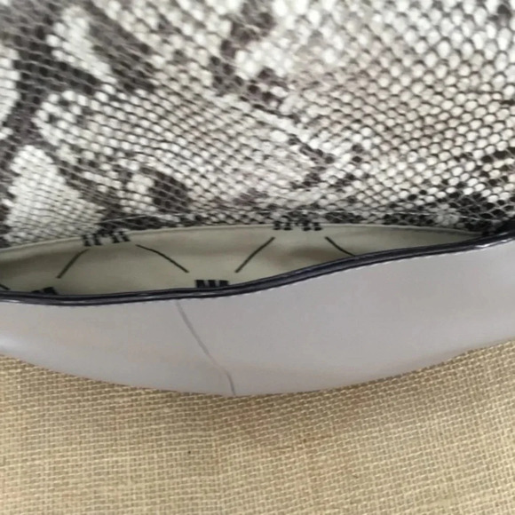 Antonio Milani Leather Reptile Flap Bag - Picture 5 of 10